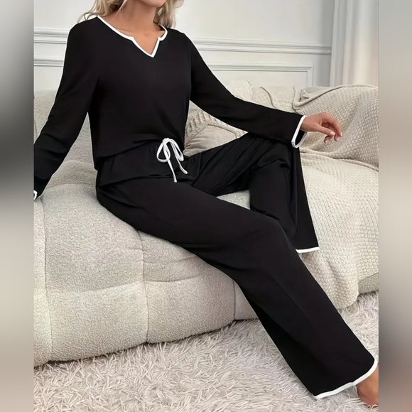 NWT 2PC Casual Long Sleeve Pajama Set, Soft Polyester Knit V Neck Plus sizes - Picture 4 of 6